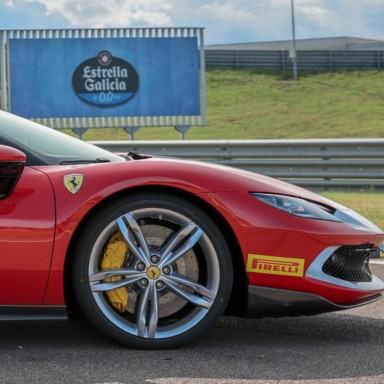 Ferrari i Estrella Galicia 0.0 